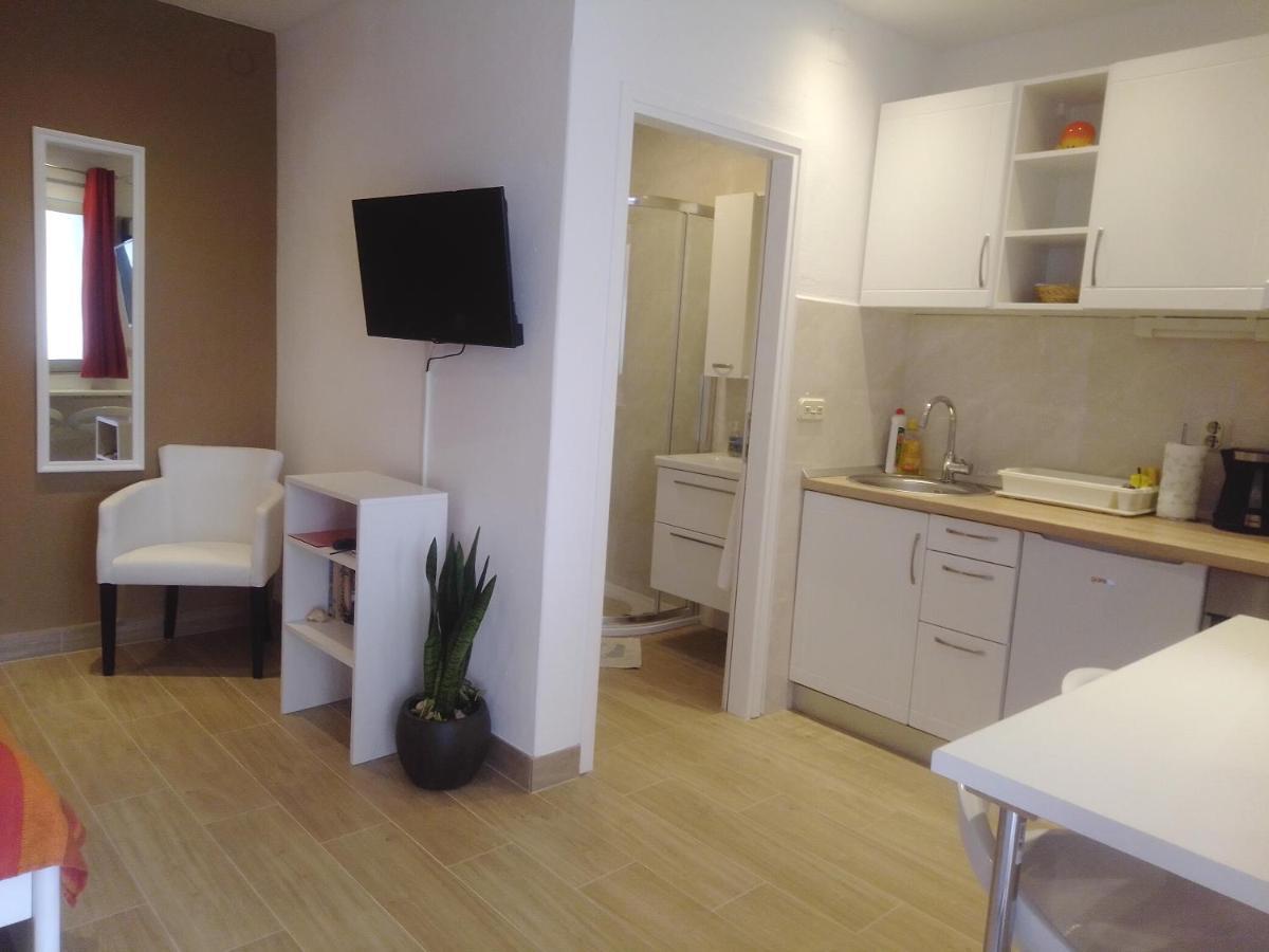 Apartments Haracic Hvar Town Kültér fotó